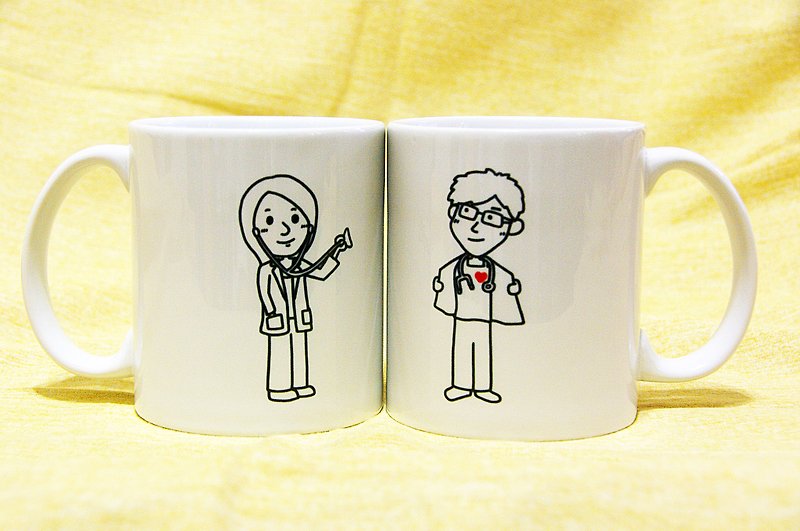 My heart to u / Customized Mug - Mugs - Porcelain Black
