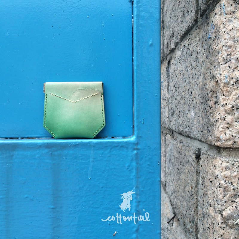 ワタスナップ留めを備えた//手塗りオンブルレザーcoinbag - 小銭入れ - その他の素材 グリーン