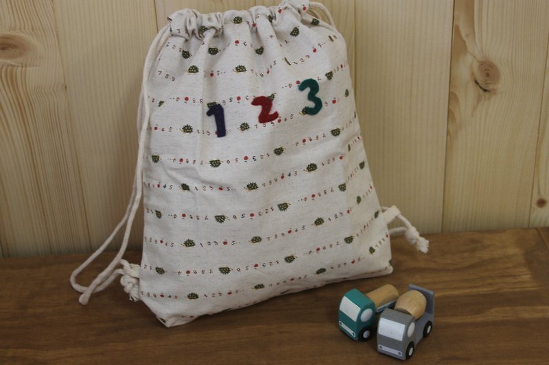 Ou Leita living grocery ╭ * [beam port pouch / backpack - Japan Limited topic cloth] green hedgehog paragraph - กระเป๋าหูรูด - วัสดุอื่นๆ สีกากี