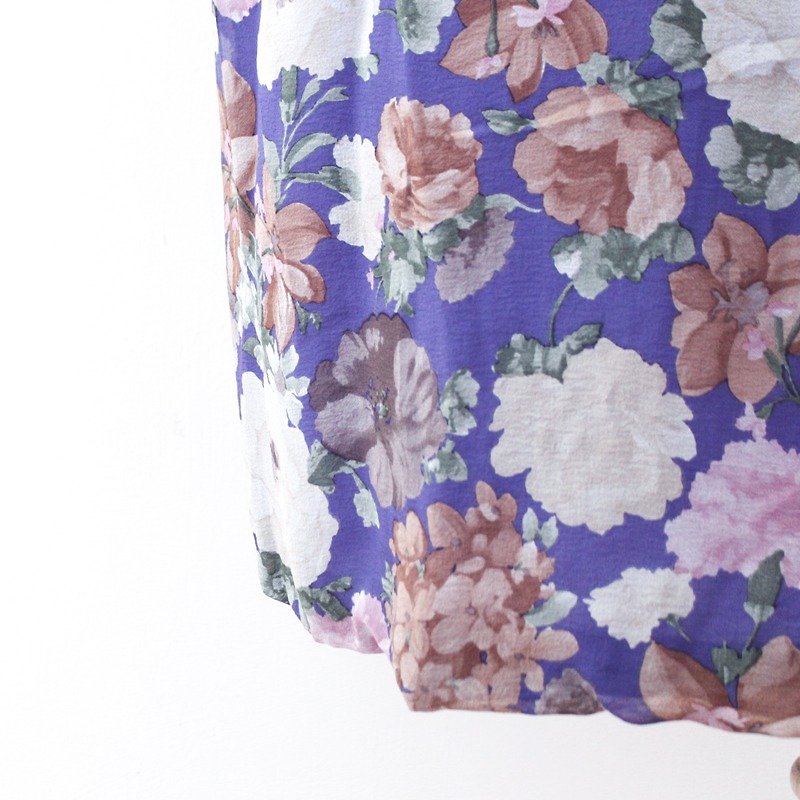 【RE0522D280】紫色系滿版花朵復古典雅薄款長袖古著洋裝 - 連身裙 - 其他材質 紫色