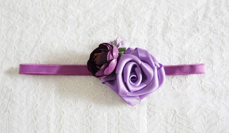 Handmade Purple ribbon rose Elastic baby/ kid Headband - ผ้ากันเปื้อน - วัสดุอื่นๆ สีม่วง