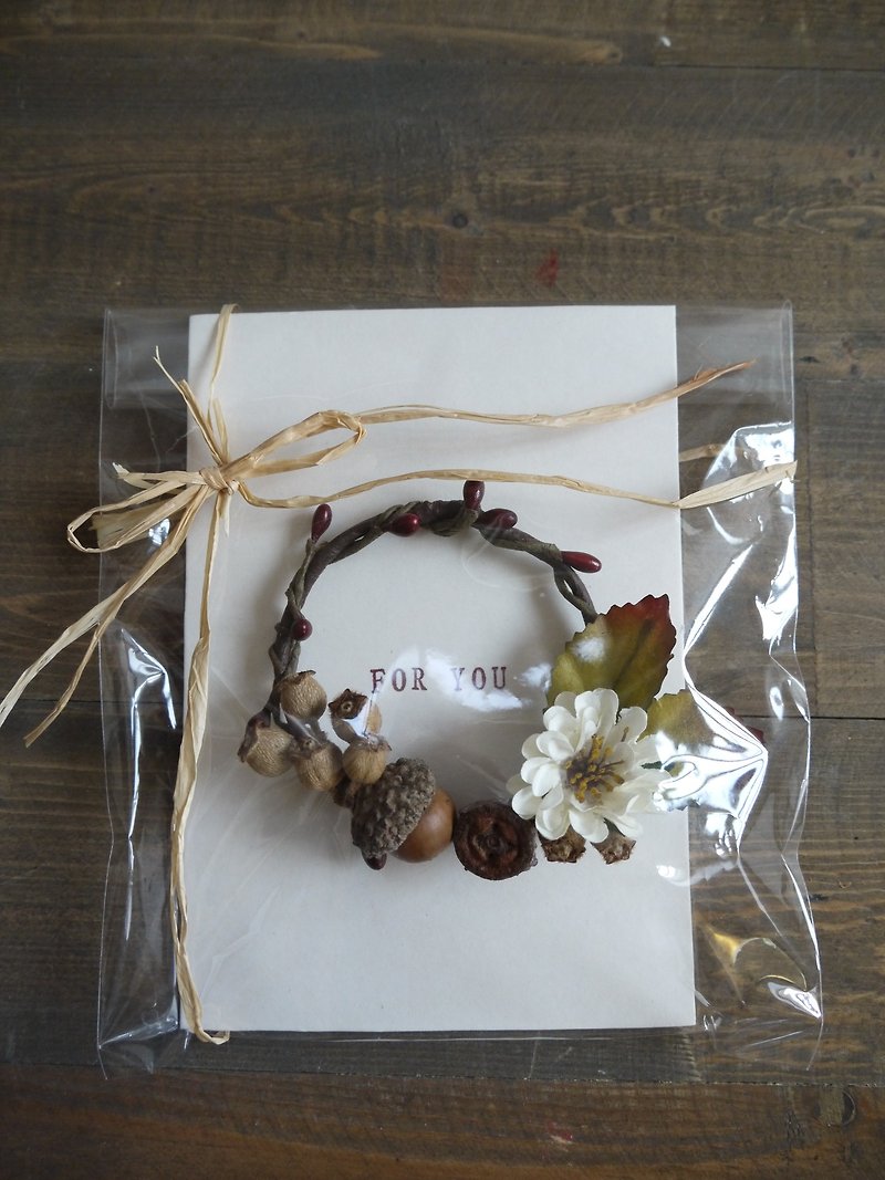 Mini Retractable dried wreath card No.6 - การ์ด/โปสการ์ด - พืช/ดอกไม้ ขาว
