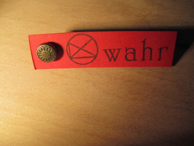 【Wahr】小花耳環 - ต่างหู - วัสดุอื่นๆ สีนำ้ตาล