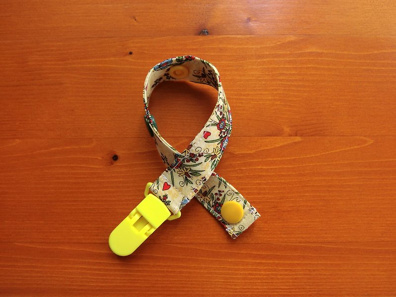 Lovebirds-Clip-on pacifier chain / toy belt - ผ้ากันเปื้อน - วัสดุอื่นๆ สีเหลือง