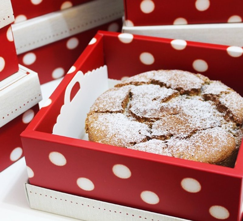 Exquisite New Year Gift Box Chiffon Cake Set - Savory & Sweet Pies - Fresh Ingredients Red