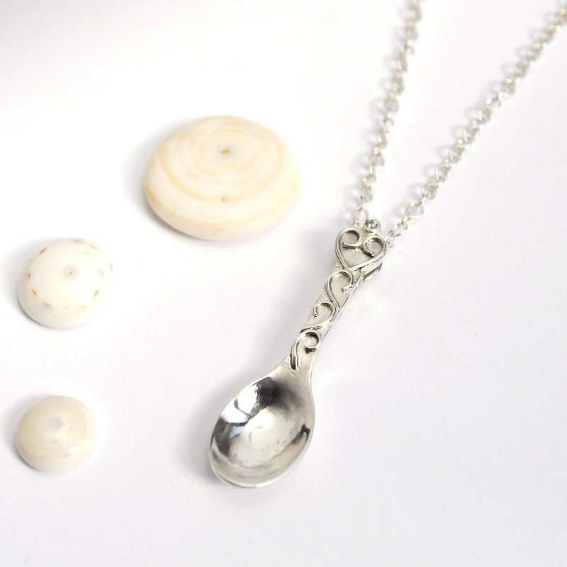 Heart Sterling Silver Spoon Necklace - สร้อยคอ - เงินแท้ สีเงิน