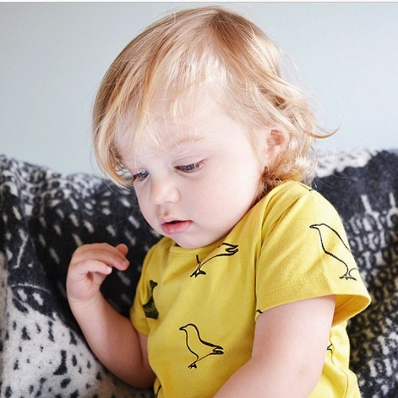 [北欧の子供服]アイスランドオーガニックコットントップ6Mから4歳までの黄色 - トップス・Tシャツ - コットン・麻 イエロー