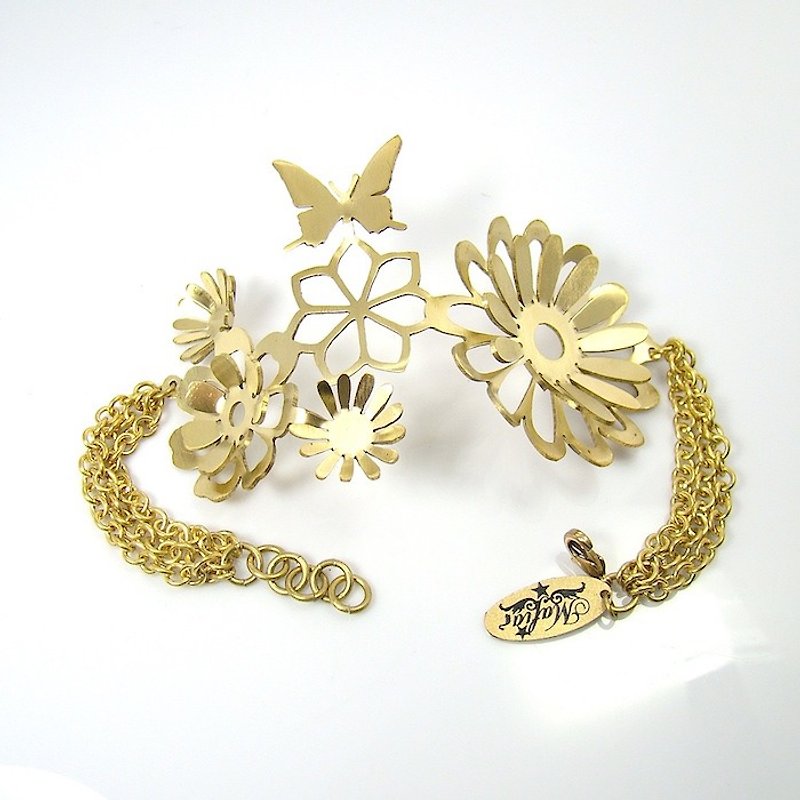Vector flower bracelet in brass hand sawing ,Rocker jewelry ,Skull jewelry,Biker jewelry - สร้อยข้อมือ - โลหะ 