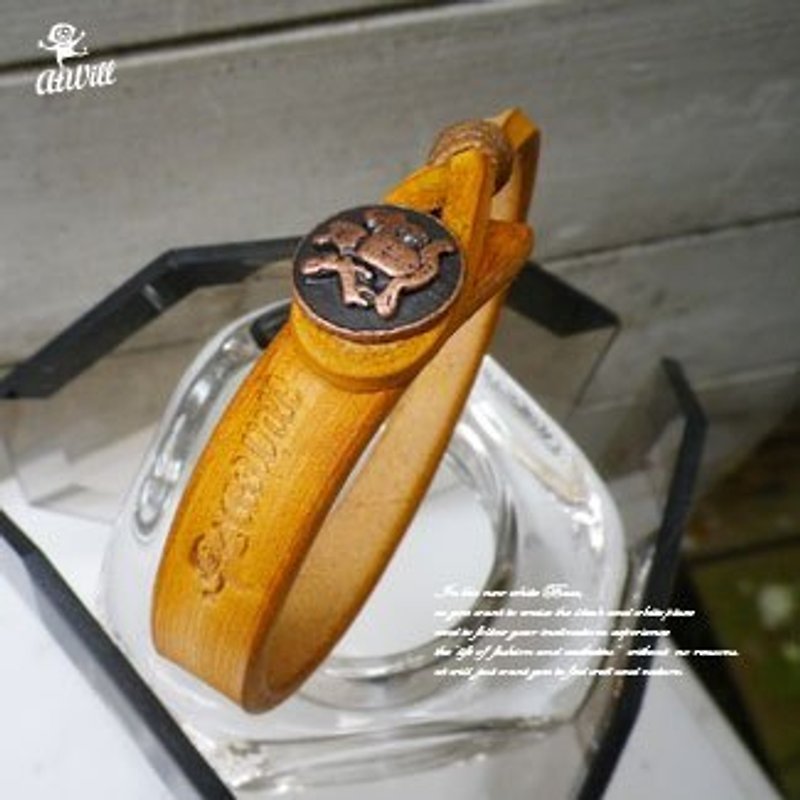 Atwill. SHAPE. Handmade original brush color nail buckle leather bracelet / must - Bracelets - Genuine Leather 