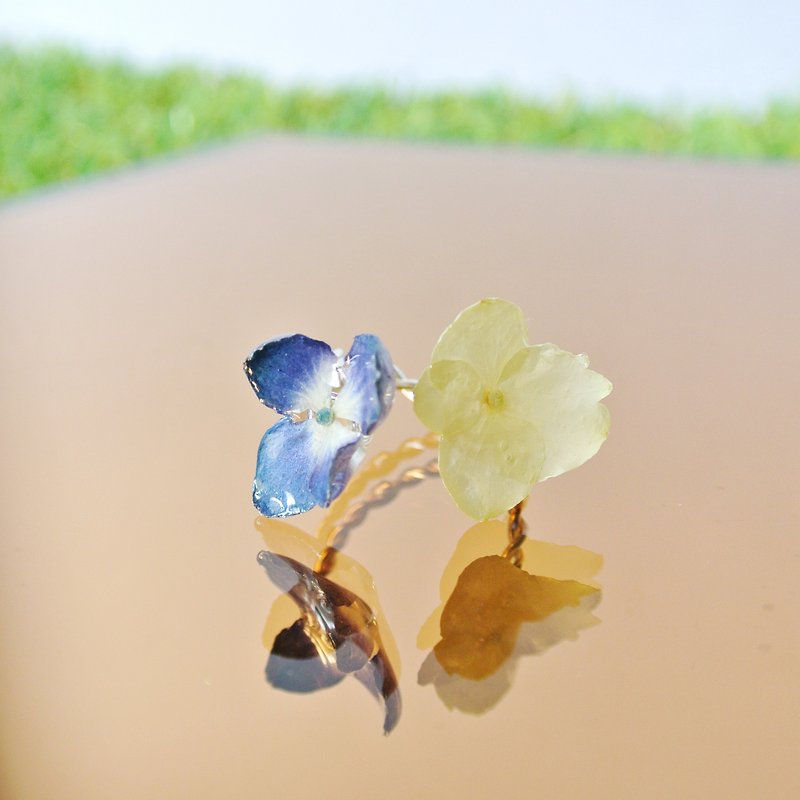 PS anthomaniac AGFC | stereo white hydrangea blue hydrangea Two Girls Silver Twist Ring - แหวนทั่วไป - พืช/ดอกไม้ สีน้ำเงิน