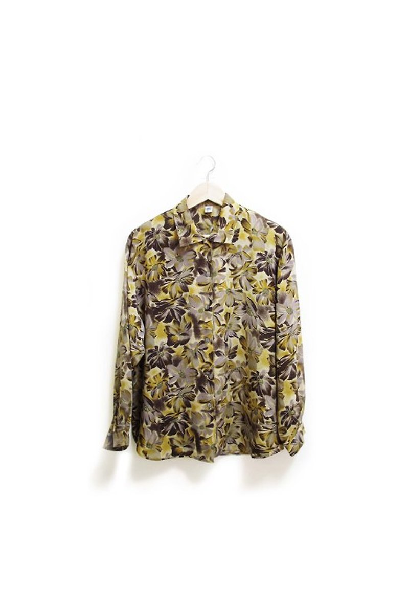 [Wahr] early autumn flower thin shirt - Women's Shirts - Other Materials Multicolor