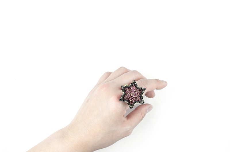 SUE BI DO WA-Handmade leather and hand-woven star ring (red)-Leather mix with yarn Star Ring - General Rings - Genuine Leather Red