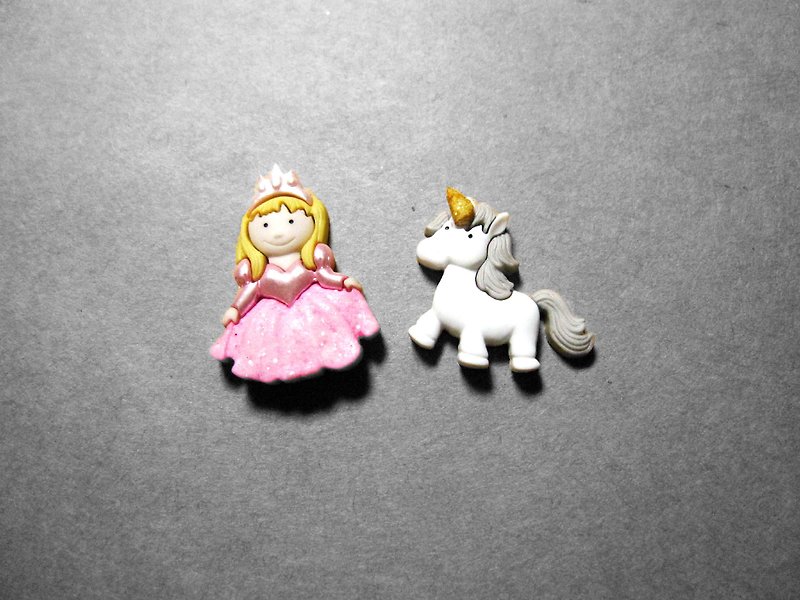 童話故事系列：公主與獨角獸 - 耳環/耳夾 - 塑膠 多色