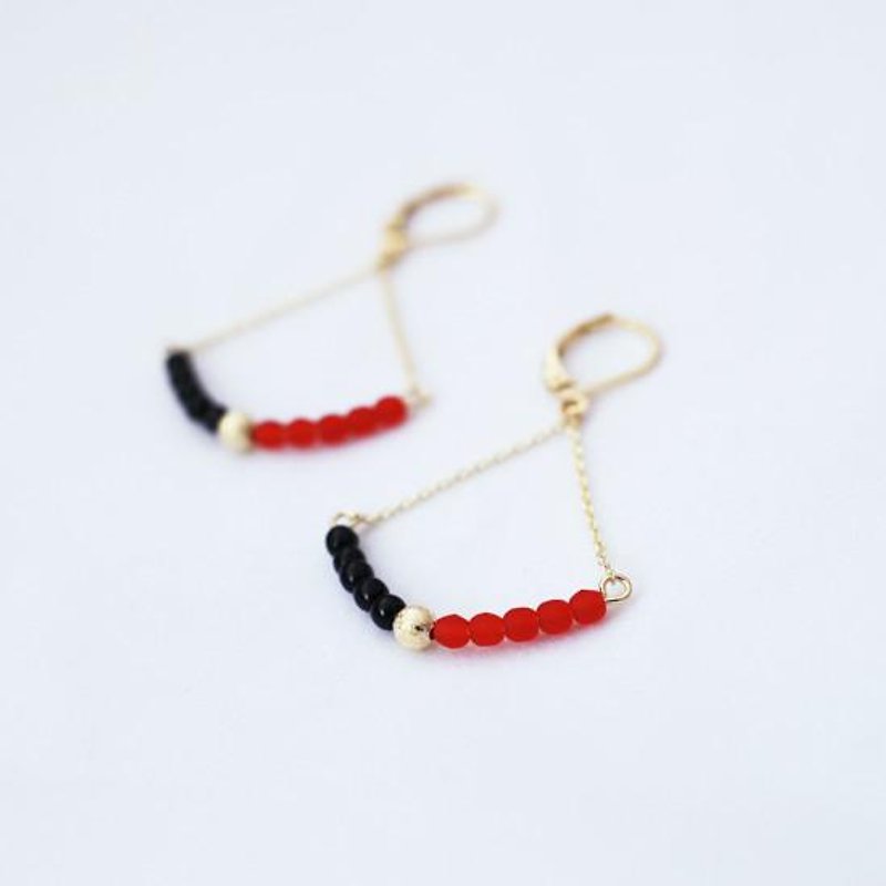 Piercing and earrings leo 'color' [Red] - ต่างหู - วัสดุอื่นๆ สีแดง
