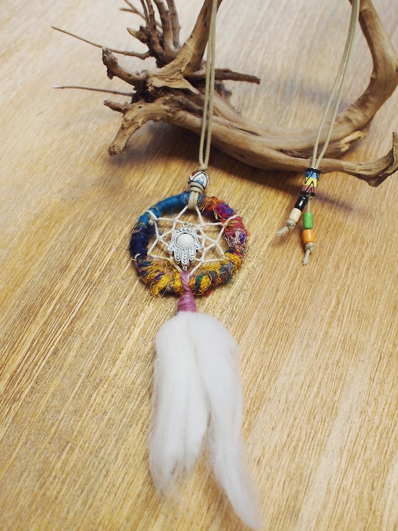 Handmade Dreamcatcher Necklace~ Valentine's Day gift birthday gift Christmas gift of natural stone. Indiana. - สร้อยติดคอ - วัสดุอื่นๆ 