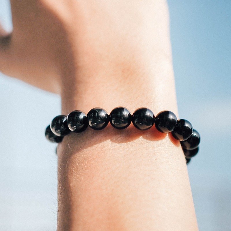 Resolution BLACK- Natural stone / Gemstone / Brass / Bracelet Jewelry design - Bracelets - Gemstone Black