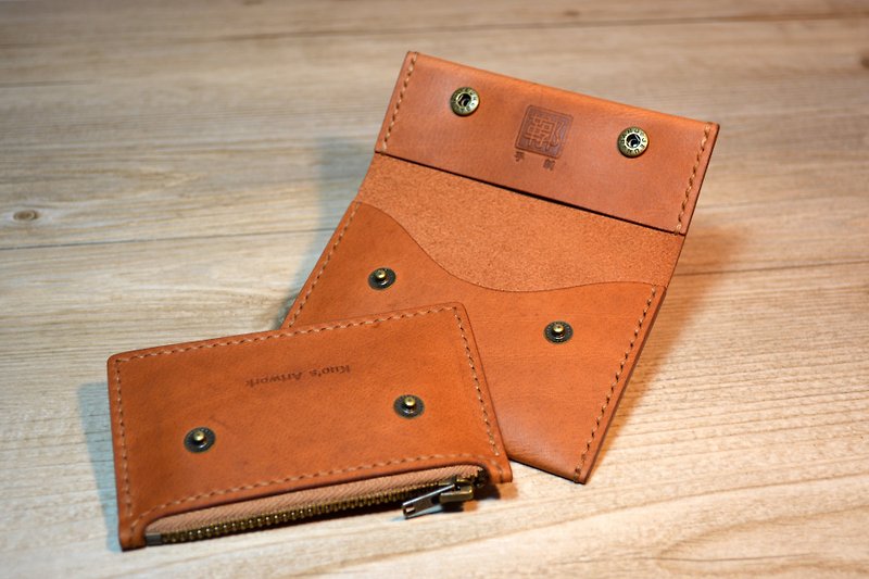 【kuo's artwork】 Hand stitched leather credit card wallet - Card Holders & Cases - Genuine Leather 