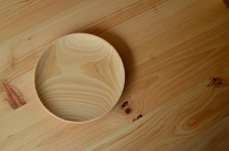 Non-scaling dish (medium) Japanese cypress, no chemical additives - Small Plates & Saucers - Wood Gold