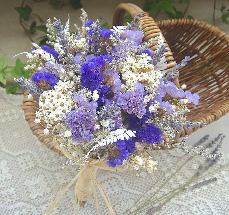 ドライフラワーの雅子花嫁のブーケラベンダーの香りロマンチックなブーケは、結婚式の写真撮影の求婚者が誕生日の贈り物を花束花束 - 観葉植物 - 寄せ植え・花 パープル