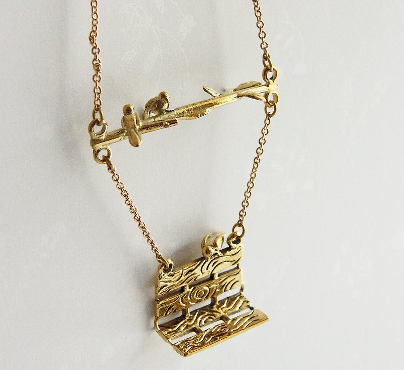 A Garden Bench with Birds on Tree Branch Pendant/ Necklace - Necklaces - Other Metals Gold
