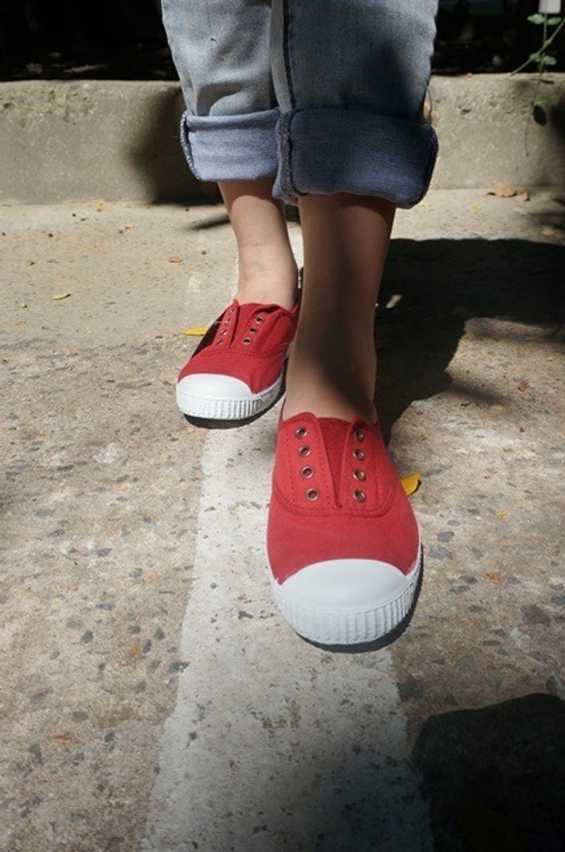 Victoria Spanish National Handmade Shoes - Crimson ROJO 36 - รองเท้าลำลองผู้หญิง - ผ้าฝ้าย/ผ้าลินิน สีแดง