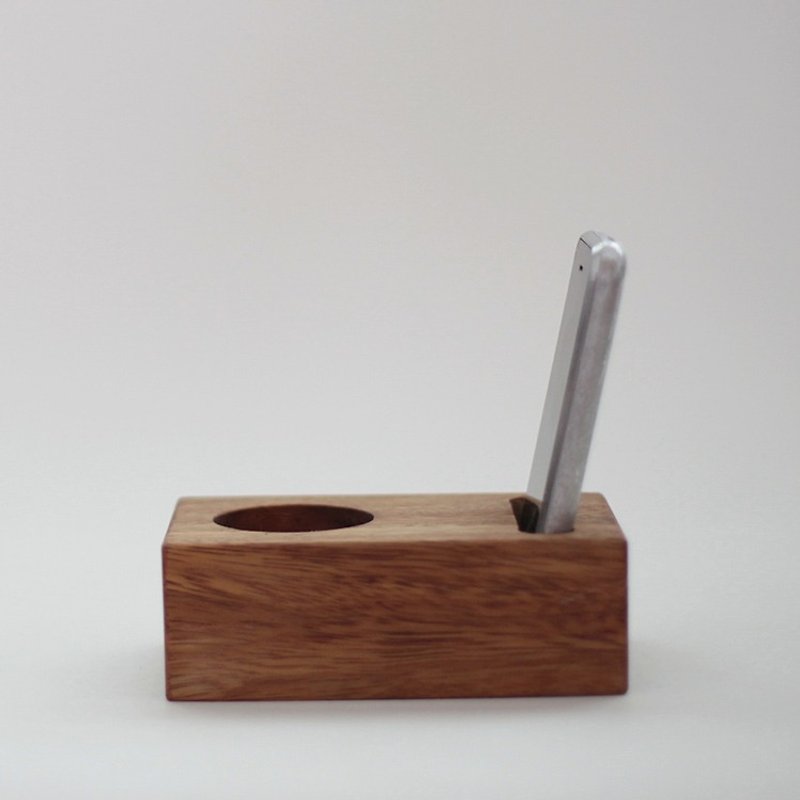手作りマホガニーのiphoneスピーカは、小型デスクトップシャーシを鳴らします - スピーカー - 木製 ブラウン