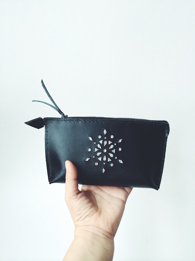 Zemoneni leather lady purse Clutch and Hand bag with pattern in Black color - Clutch Bags - Other Materials Black