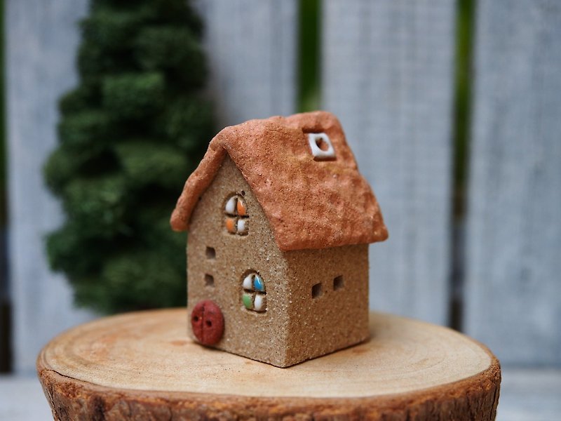 [Happy Village Happy Village] - super cute hand-made pottery fairy tale cottage - Items for Display - Other Materials 