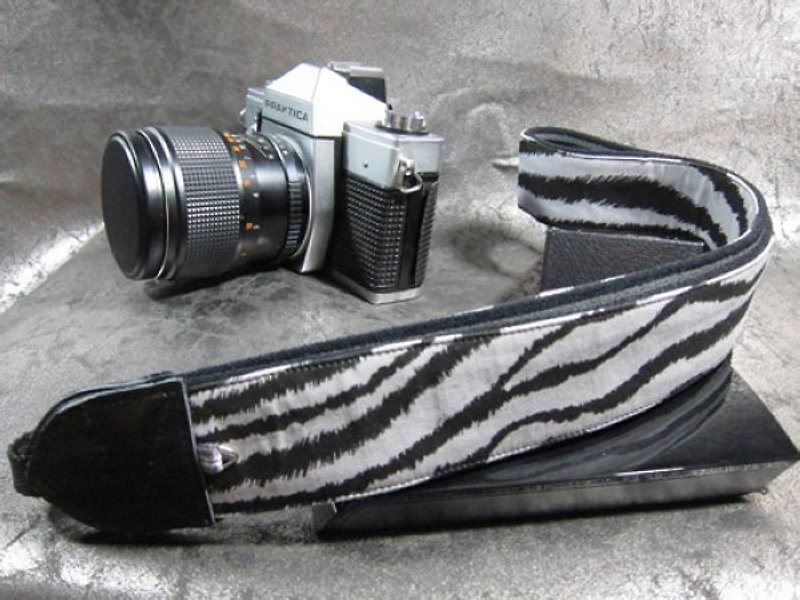 " zebra " decompression strap camera 乌克丽丽吉 his push bike Camera Strap - ที่ใส่บัตรคล้องคอ - วัสดุอื่นๆ 