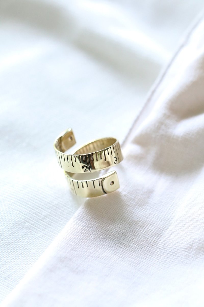 measuring tape ring by linen. - General Rings - Other Metals 