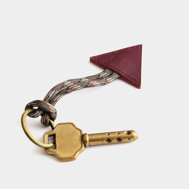 [PS] Leather key ring, cowhide key charm, custom lettering as a gift, graduation gift gift - Keychains - Genuine Leather Red