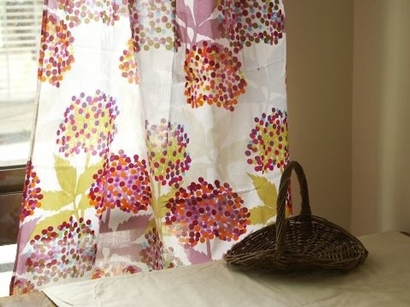 Made in India Lightweight Cotton Multipurpose Fabric/Window Curtain Summer Hydrangea - Other - Cotton & Hemp Red