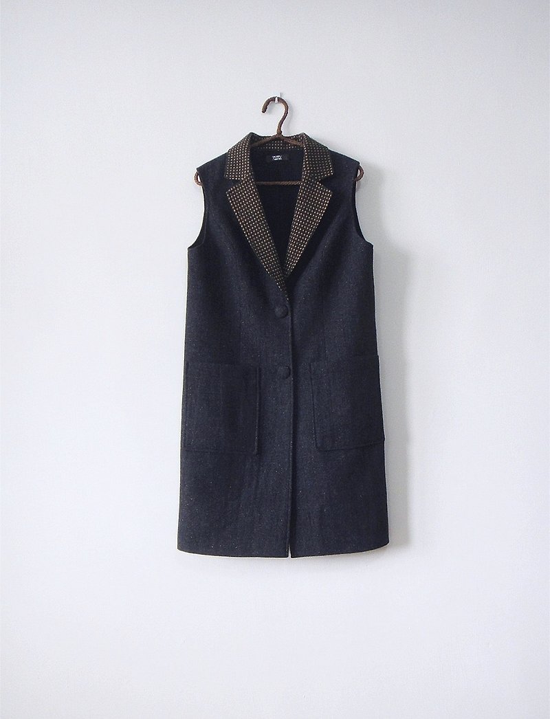 Miss Alice vest - Women's Casual & Functional Jackets - Other Materials 