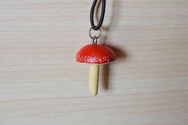 手做項鍊/僅此一件/大紅蘑菇 - 項鍊 - 其他材質 紅色