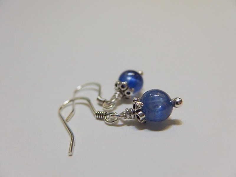 閃  - 全天然藍晶石925純銀耳環  香港設計 - 耳環/耳夾 - 寶石 藍色