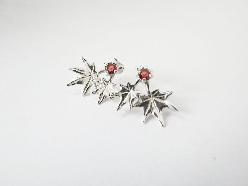 The Maple Leaf series – (925 sterling silver earrings) - C percent - Earrings & Clip-ons - Sterling Silver Silver
