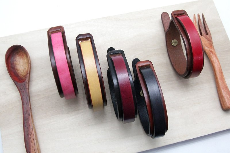 Hand-dyed plain double leather bracelet (narrow version) - Bracelets - Genuine Leather Multicolor