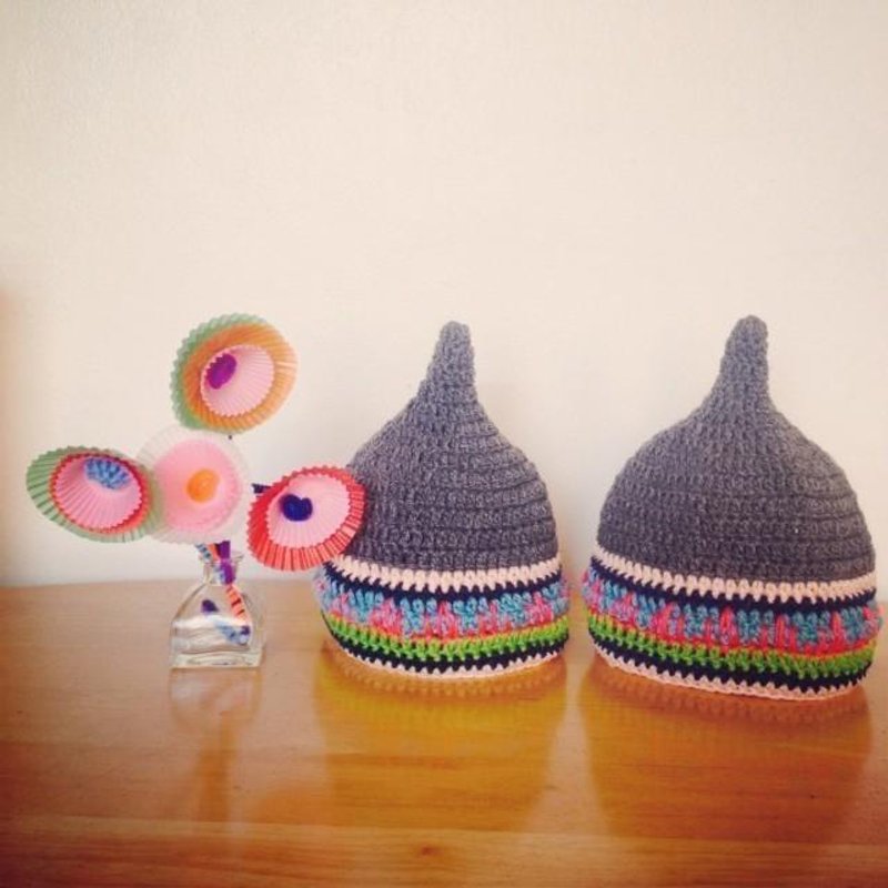 ニット帽　南米カラー グレーLL　とんがり帽子　どんぐり帽子　グレー　灰色　無料ラッピング　オーストラリア　南米風 - 帽子 - アクリル グレー