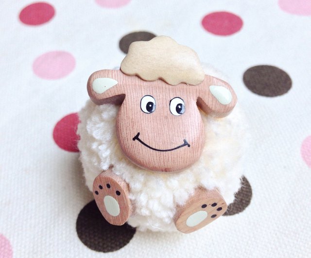 POM POM SHEEP key chain/ magnet - Shop longlasting Magnets - Pinkoi