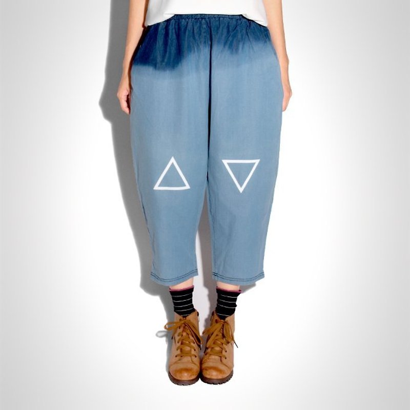 【M0324】HEY SUN獨立手作品牌‧ 海洋擁抱漸層暈染不對稱三角休閒哈倫褲 - Women's Pants - Other Materials Blue