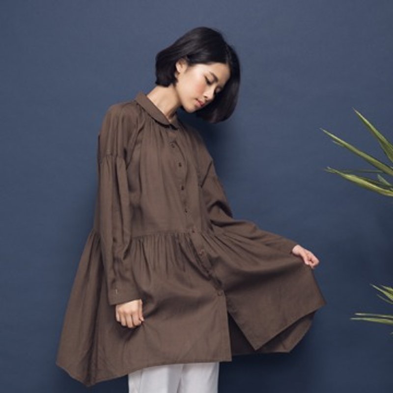 Upwind from air sense of style shirt - soil (soil coffee) - Women's Shirts - Other Materials Khaki