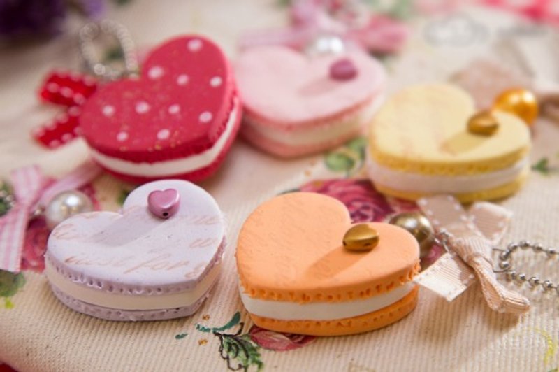 Love Charm handmade macarons - Keychains - Other Materials Pink