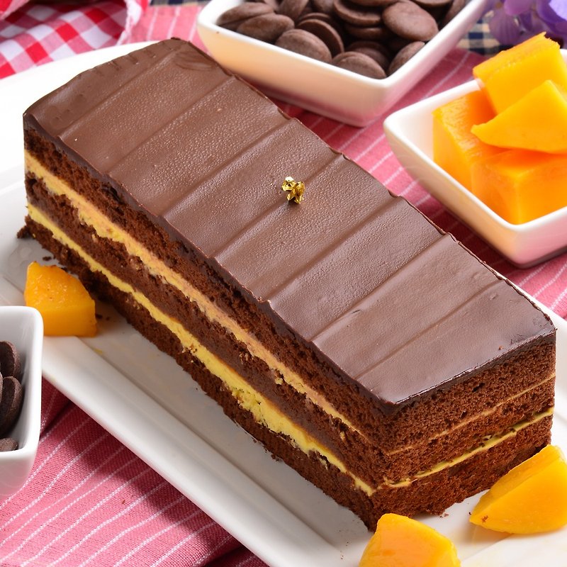 ★ Aposo Aibo Suo. Mango Black BRIC 18cm ★ woman must marry Arts & Hot !! Great! 72% of Belgian raw chocolate, creamy rich layers, brick by brick, stacked chocolate fortress - Savory & Sweet Pies - Fresh Ingredients Orange