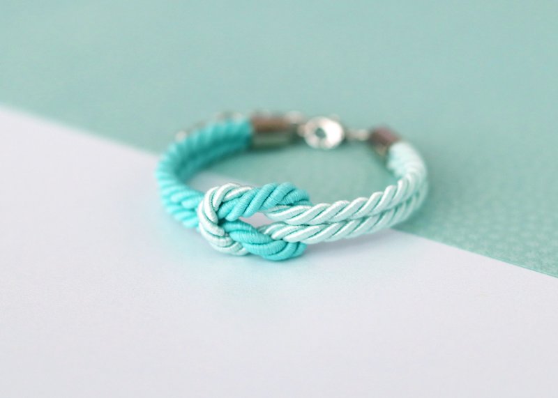 Matte mint / Light mint knot rope bracelet