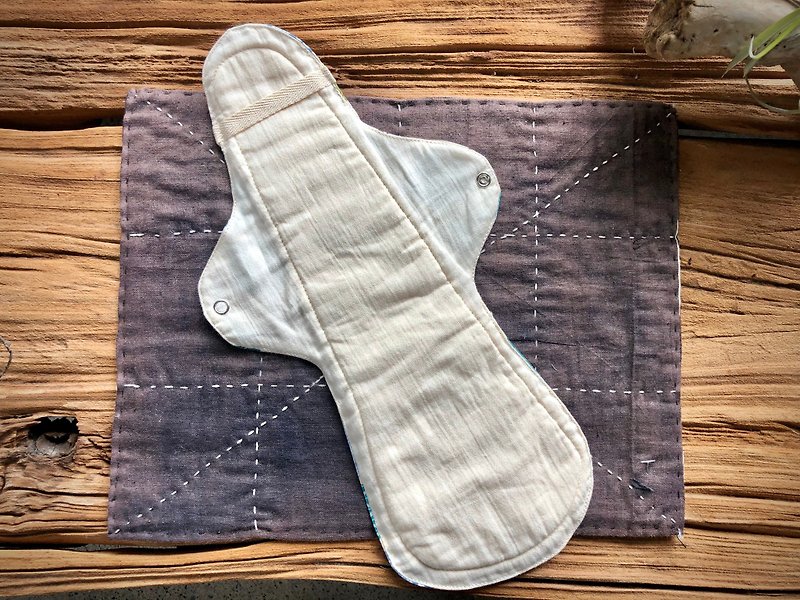Cloth sanitary napkin 36cm night wings - ของใช้ส่วนตัวผู้หญิง - วัสดุอื่นๆ สีกากี