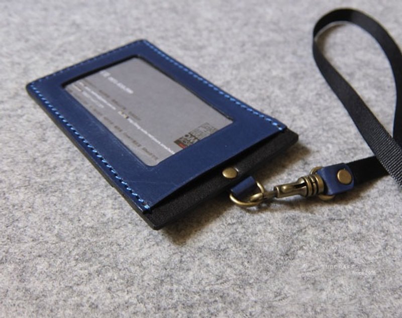 YOURS Straight ID Card Holder Blue Leather + Personality Black - ที่ใส่บัตรคล้องคอ - หนังแท้ 