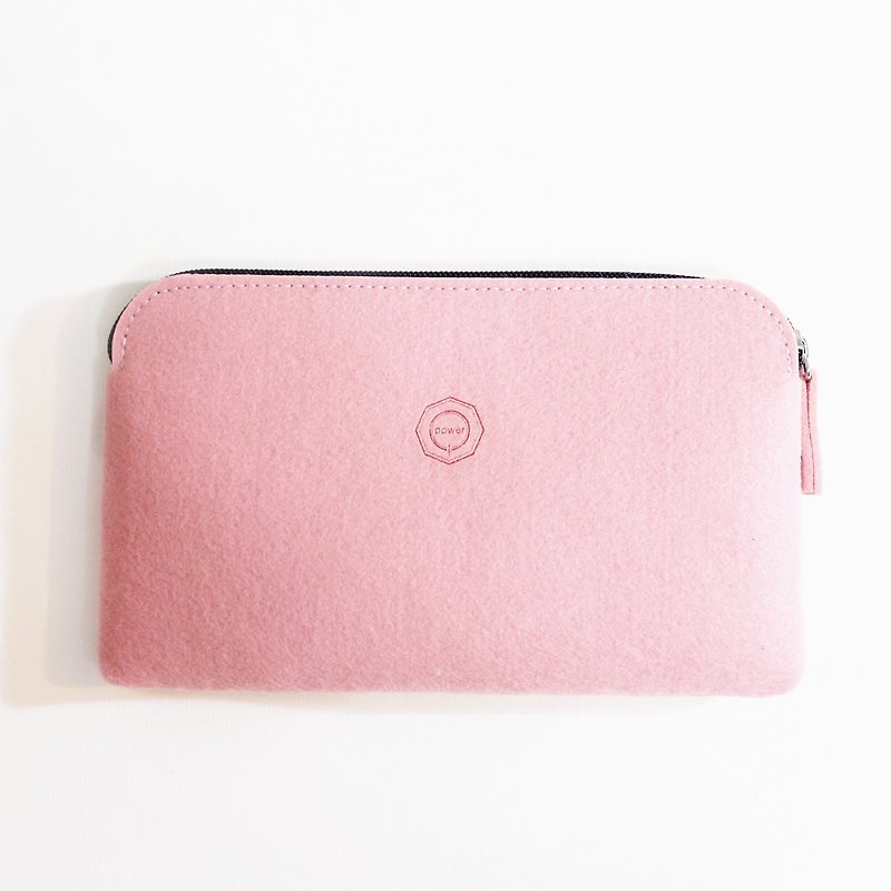 Simple wool felt clutch / cherry blossom powder can be used as a pencil case. Cell phone storage bag. Cosmetic bag. Passport bag - กระเป๋าคลัทช์ - ขนแกะ สึชมพู