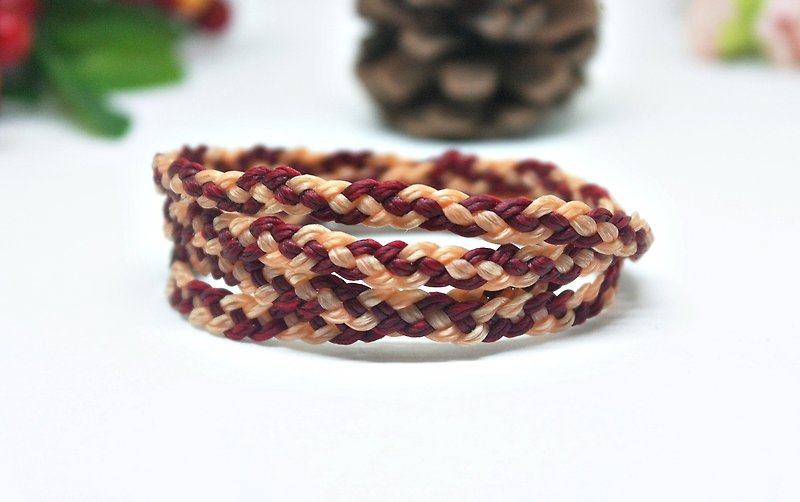 Hand-knitted silk Wax thread type <Circle circle series> //You can choose your own color// - สร้อยข้อมือ - ขี้ผึ้ง หลากหลายสี