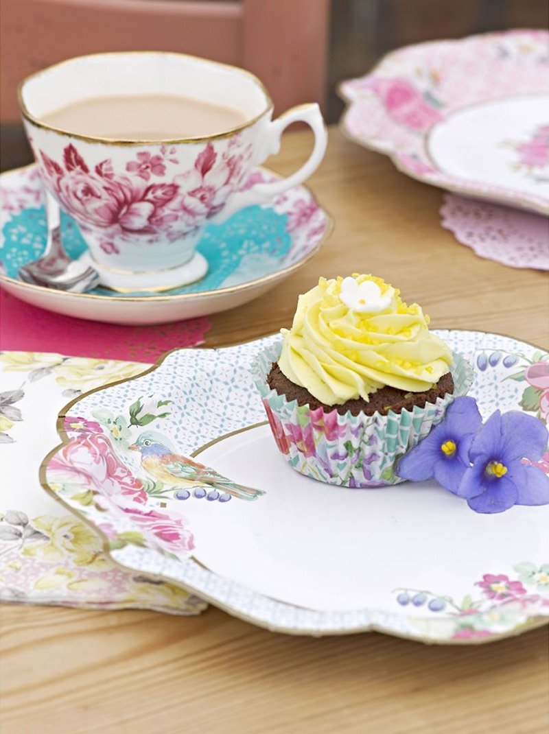 "Wonderful taste § gorgeous paper plate" British Talking Tables Party Supplies - Small Plates & Saucers - Paper Multicolor