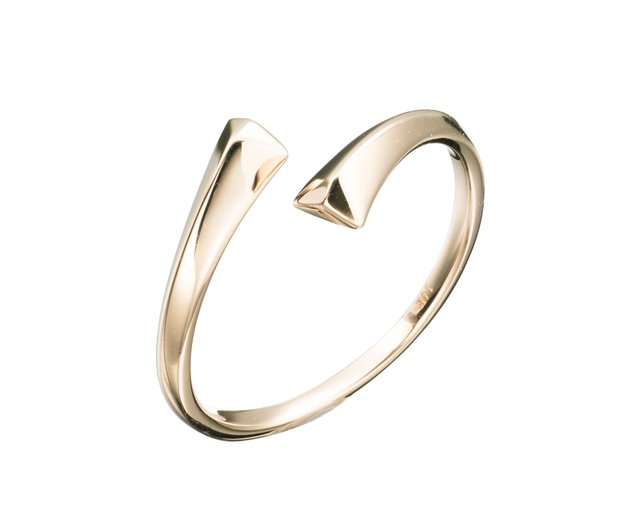 Horseshoe on sale wedding band